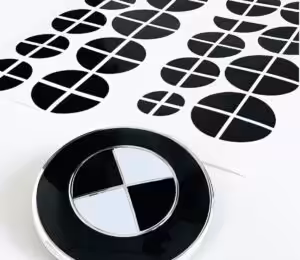 Emblem Ecken Aufkleber 30 teilig für BMW schwarz wetterfest