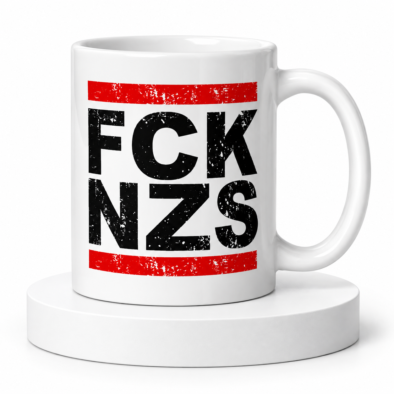 FCK NZS Tasse 330 ml – Keramiktasse gegen Rechtsextremismus – beidseitig bedruckt 6 FCK NZS Tasse 330 ml – Produktansicht